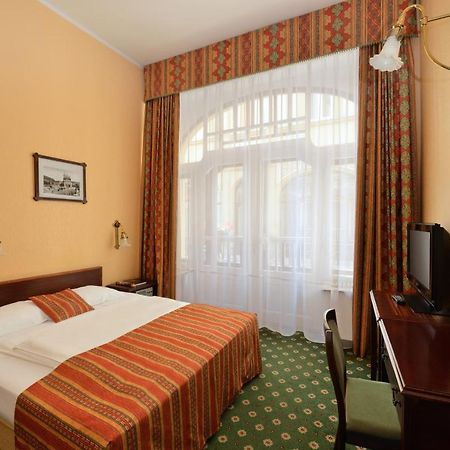 Palatinus Grand Hotel بيتْش المظهر الخارجي الصورة