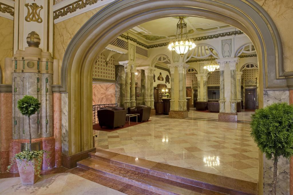 Palatinus Grand Hotel بيتْش المظهر الخارجي الصورة