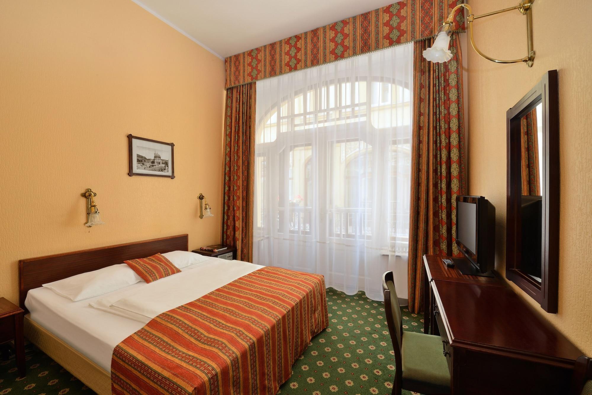 Palatinus Grand Hotel بيتْش المظهر الخارجي الصورة