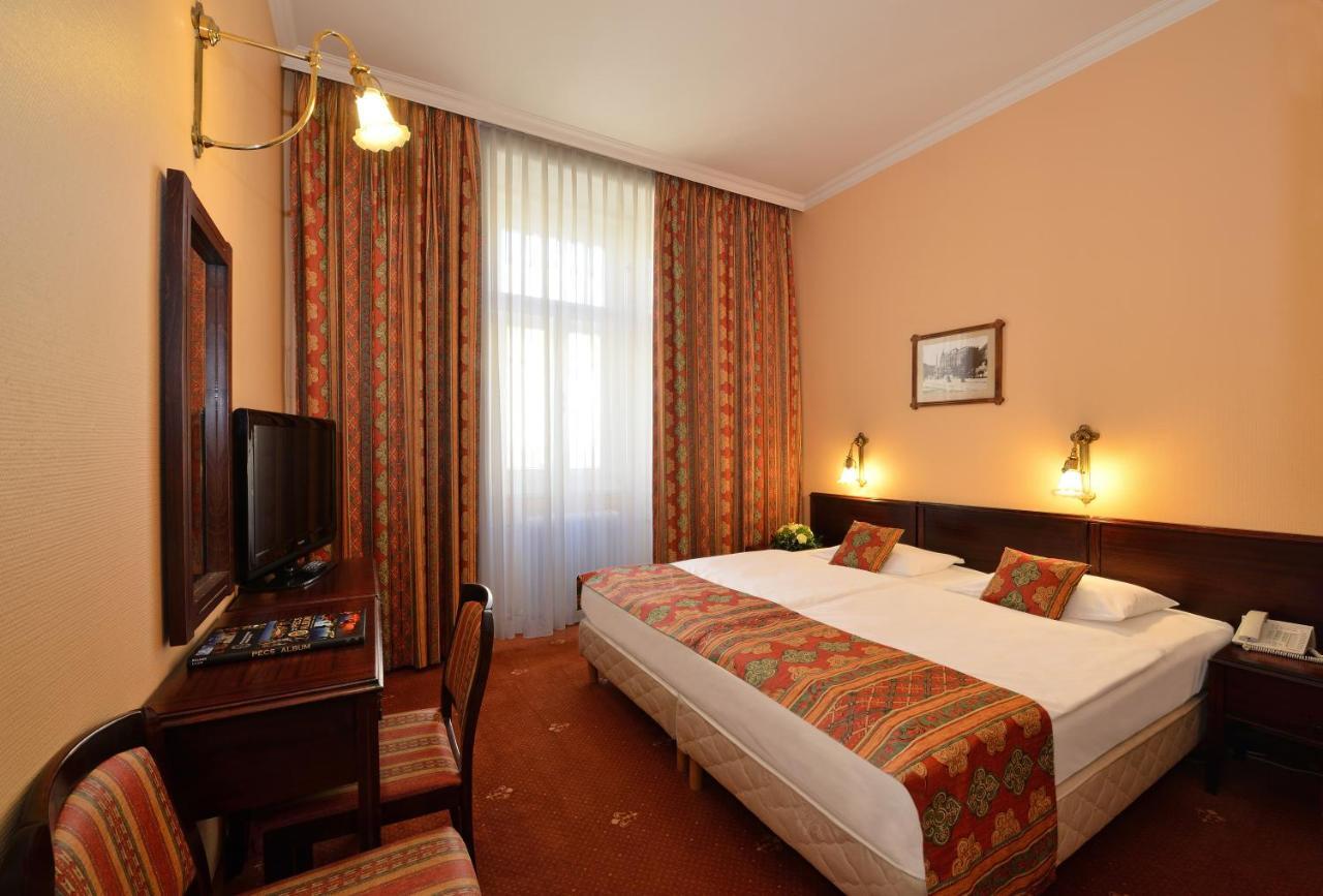 Palatinus Grand Hotel بيتْش المظهر الخارجي الصورة
